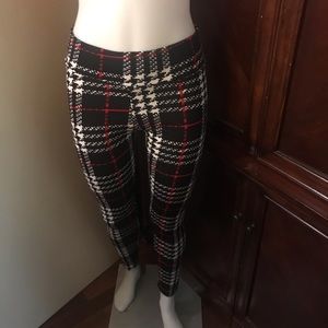 🆕 C-Mode Blk/Wht/Red Legging-One Size Fits Most